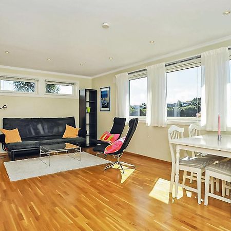 Cozy Apartment In Straumsgrend With Kitchen Bergen Exterior photo